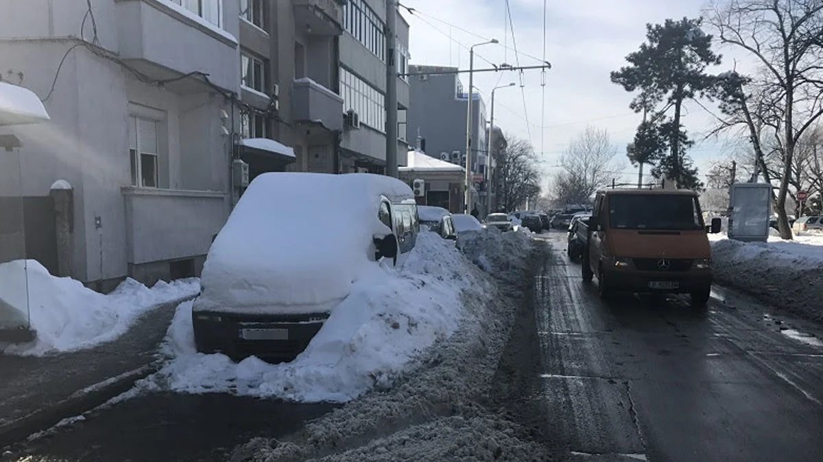 Жълт код за студ сковава 18 области в странатаЗимата свали