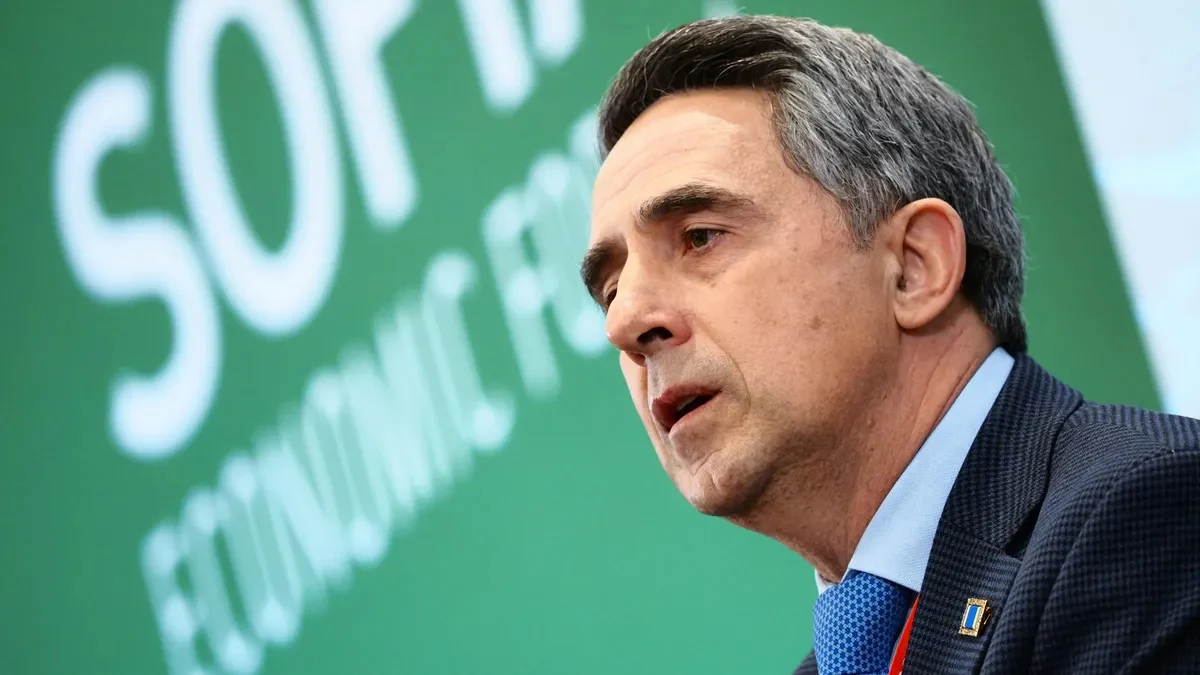 Бившият президент разкритикува американския модел и предупреди за Хитлер на