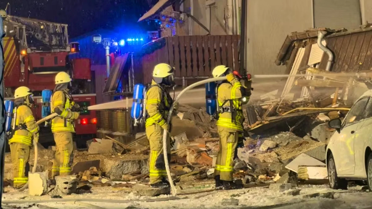 Сградата в Албщат е напълно унищожена, 200 спасители издирват телата