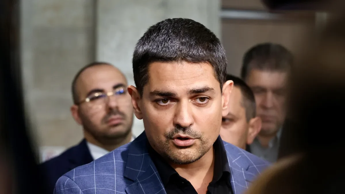 Лидерът на МЕЧ настоява за арест на Ахмед Доган вместо