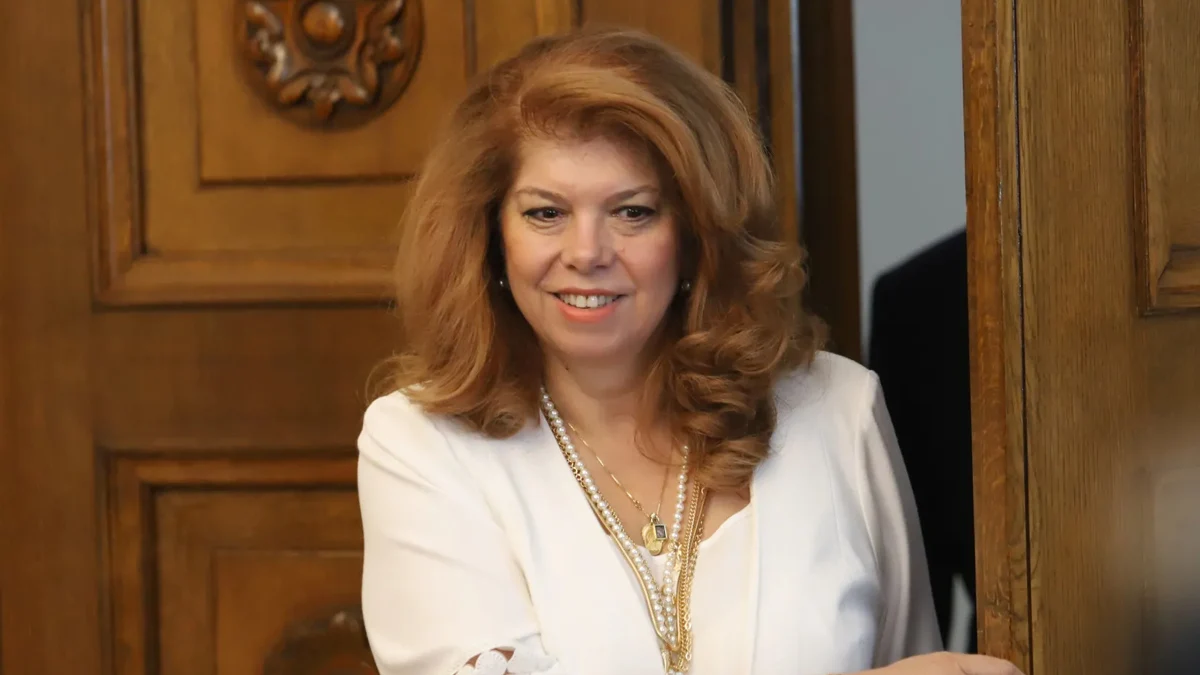 Част от кандидатите в списъка вече отказаха да поемат постаПрезидентът