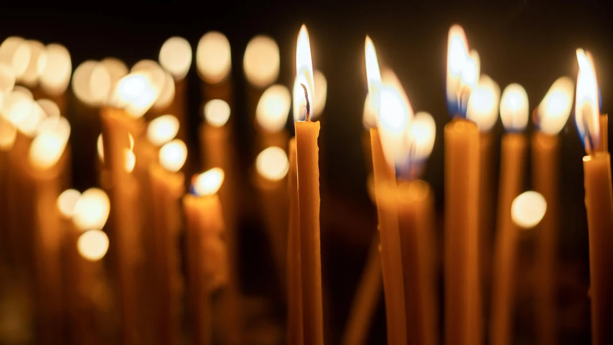 На всички именици - честито!Православната църква чества днес, 25 януари,