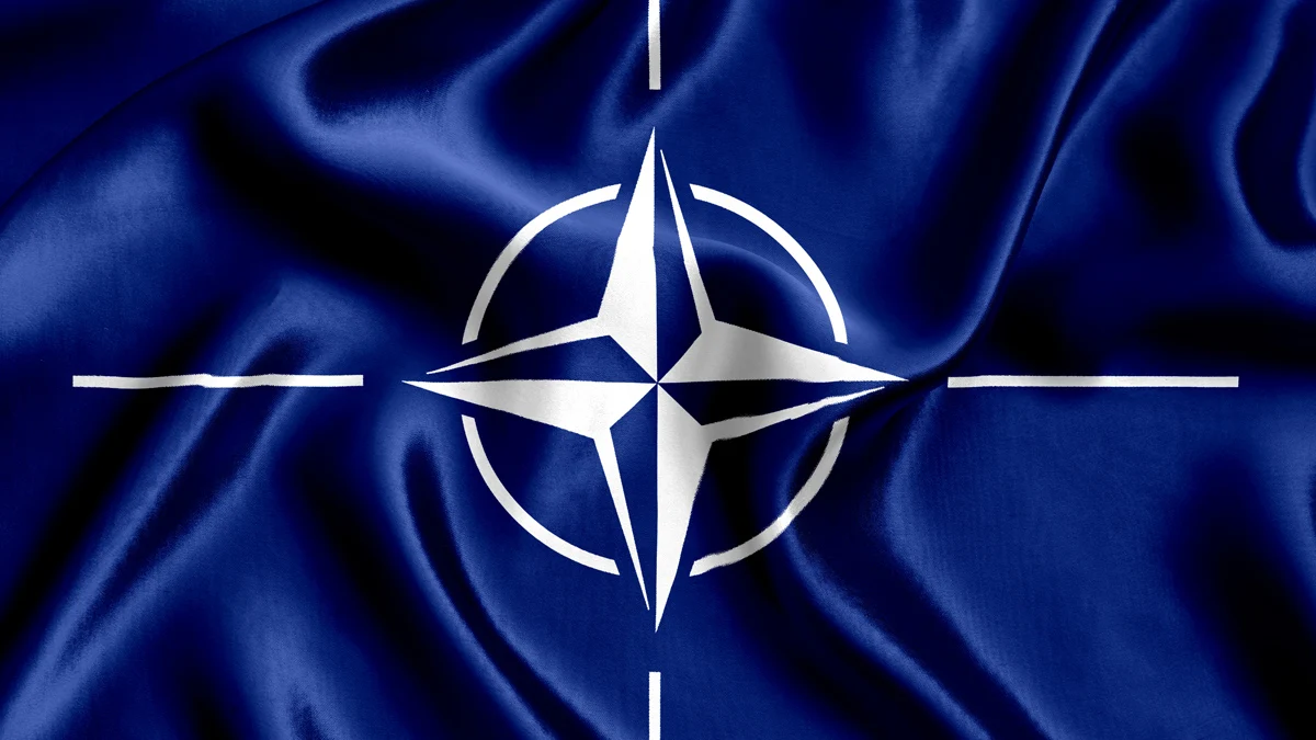 Алиансът планира да създаде дигитален щит, за да спре РусияНАТО