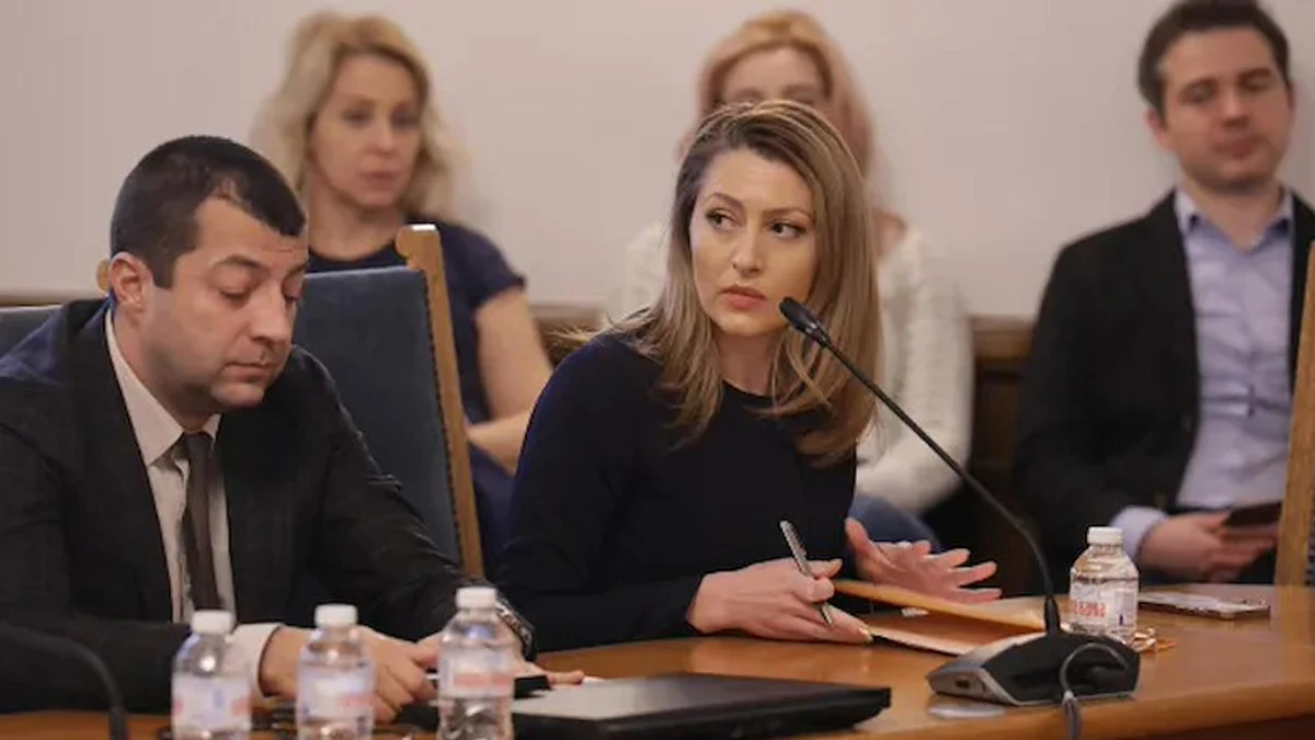 Антикорупционната дейност отива в ГДБОП, имотните декларации - в Сметната