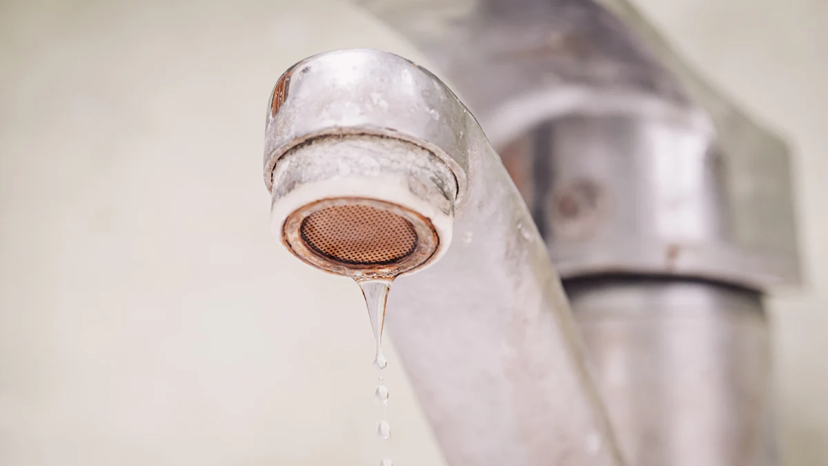 Мащабният ремонт по булевард Гоце Делчев продължава с изграждане на