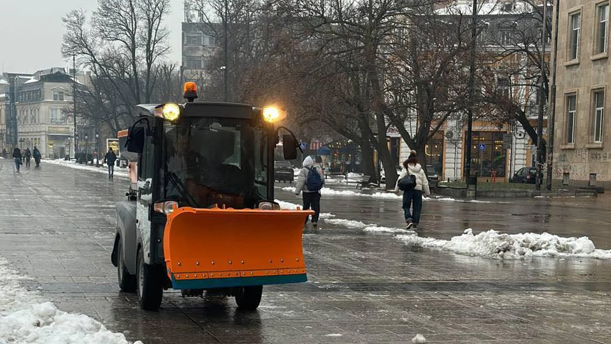 Учениците в Русе, Бяла, Две могили и Сливо поле остават
