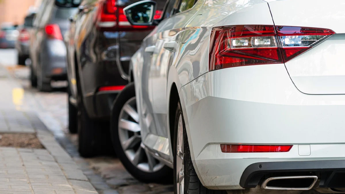 Автопаркът у нас остава сред най-старите в Европа въпреки ръста