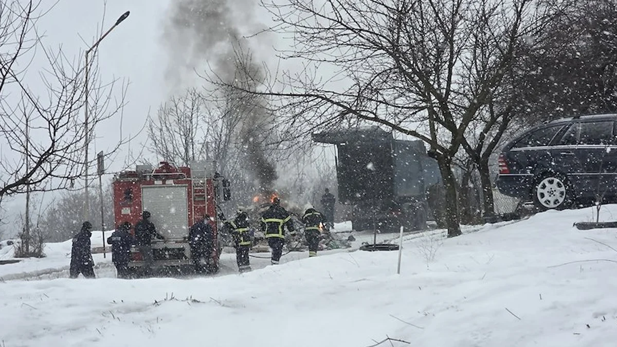 Инцидентът в квартал Чародейка бе предизвикан от изхвърлена жарНезагасена жар,