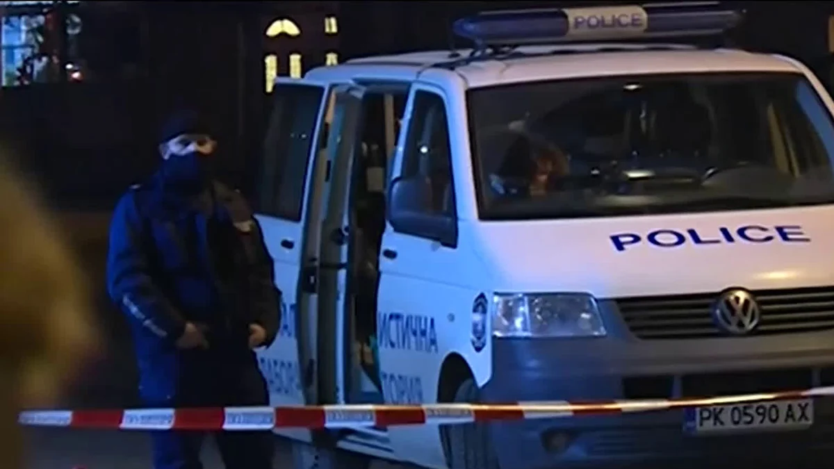 Крадците са арестувани до гарата, в автомобила е имало над