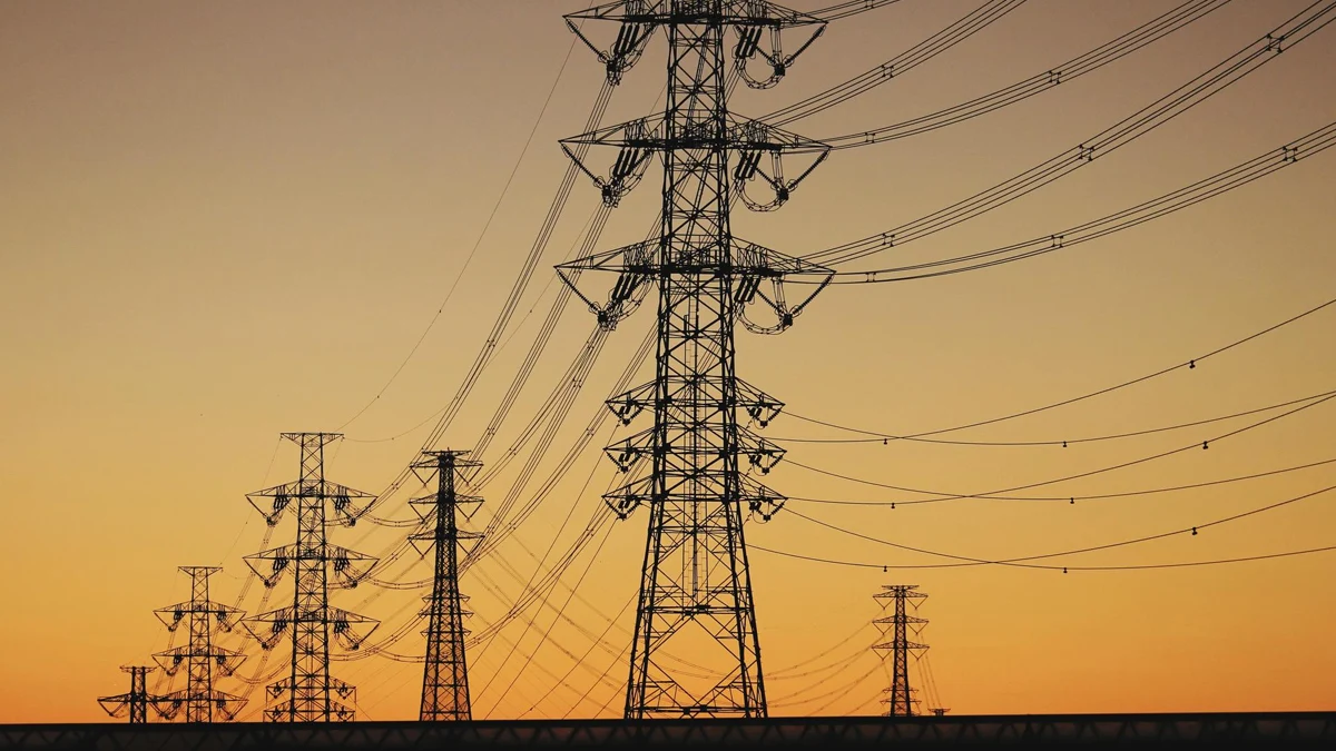 Един мегаватчас ще струва над 550 лева, индустрията е под