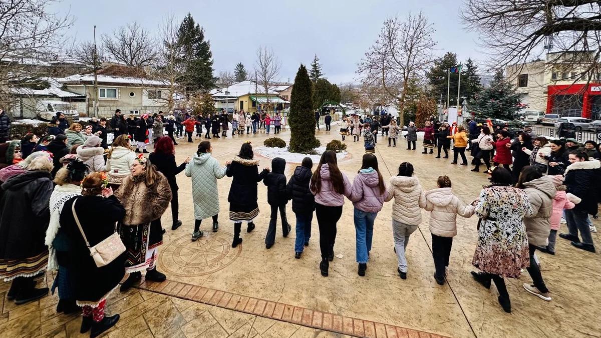 Празникът премина в духа на българската народна традицияЖителите на село