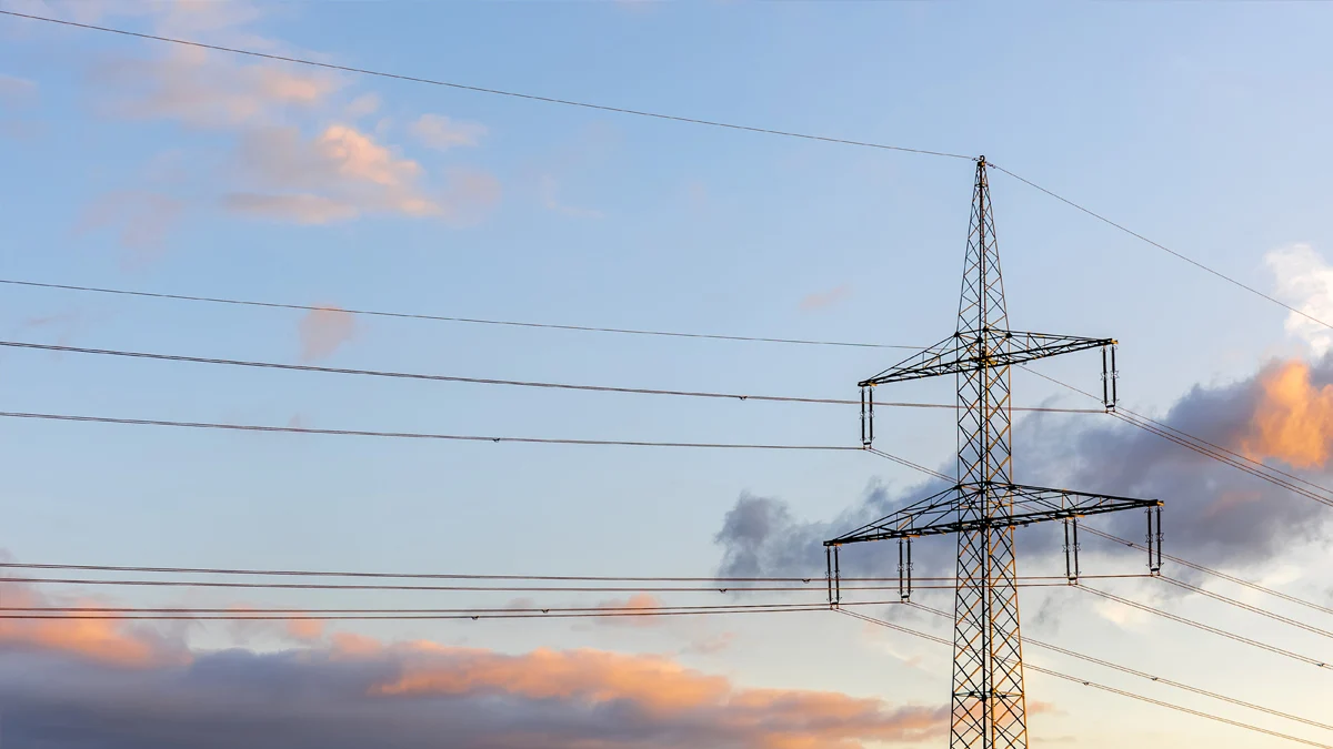 Четири екипа на ЕРП Север не успяват да открият повредата