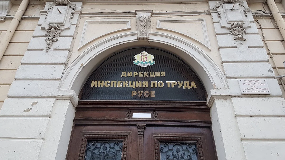 63-годишен работник е в болница след инцидент с ъглошлайф по