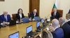 Служебният кабинет одобри 900 милиона евро за социални плащания