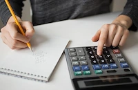 Инфлацията в здравеопазването е двойно по-ниска от общата