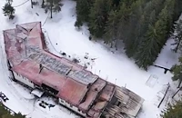 Нови кадри показват опожарената хижа край Петрохан