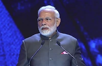 Индия сключи мащабни търговски сделки под натиска на Запада