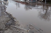 Водният цикъл превърна русенска улица в кално езеро