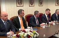 АПС препоръчва Андрей Гюров за служебен премиер