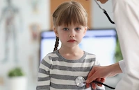 По-малко от 1000 педиатри лекуват децата в България