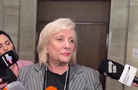 Искра Михайлова: Имаме служебен кабинет, който можем да наречем "Йотова - Сорос - Петрохан"