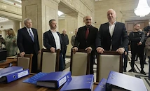 Росен Желязков атакува ПП-ДБ след преодоляването на президентското вето