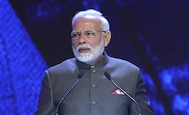 Индия сключи мащабни търговски сделки под натиска на Запада