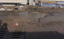 Дупките на Дунав мост отново спират трафика за спешно кърпене