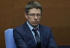 Бившият вицепремиер се опитва да отклони вниманието от собствените си