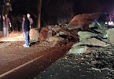 Пътуващи се разминаха на косъм от тежък инцидент край местността