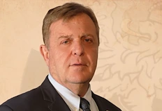 Според лидера на ВМРО Илияна Йотова бързо навлиза в брюкселската