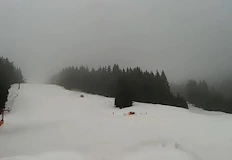 ПСС предупреждава туристите за опасни пориви на вятъра в курортаСки