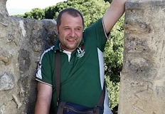 Партия Възраждане премълча присъдата от 38 месеца и обяви политическа