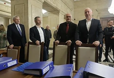 ГЕРБ СДС се регистрира за изборитеГЕРБ СДС се регистрира за предстоящите предсрочни