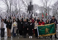 Гимназисти от ПГДВА Йосиф Вондрак в Русе търсят смисъла зад