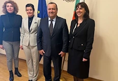 Мащабната социална операция съвпада с разгара на предизборната кампанияМинистерството на