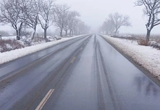 Трафикът над 12 тона в района на Траянови врата се