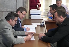 Петър Петров Няма да преговаряме с ГЕРБ и ДПСПартия Възраждане