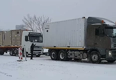 Ситуацията в Русенско е тежкаСнежен хаос парализира ключови международни маршрути