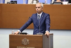 Лимитът за секции извън ЕС влиза в силаПарламентът окончателно отхвърли