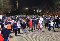 Граждани искат областният управител да спре покупката за 10 млн