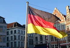 Страхът от разширяване на военния конфликт леко намаляваГерманското общество показва