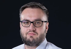 Бившият депутат поставиs Крум Зарков пред първия му тест за