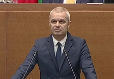 Лидерът на Възраждане отнесе наказание за езика си но успя