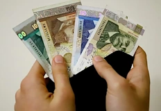 Близо 6 милиарда лева все още са в ръцете на