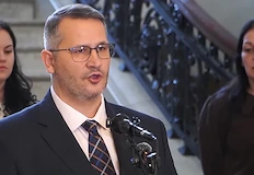Служебният кабинет отрича мандат за приватизация на хижиСлужебният министър на
