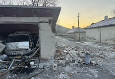 Пострадалите са транспортирани с медицински хеликоптери към ПловдивМъж и жена