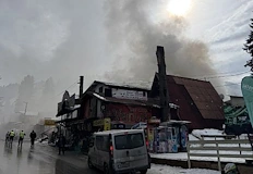 Пострадалият е транспортиран към София персоналът на обекта е евакуиранМъж