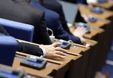 Здравната комисия отхвърли ключови системни промени за сметка на популистки