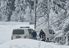 Полицаи търсят незаконно пребиваващи лица във високопланинските райониЕкипи на полицията